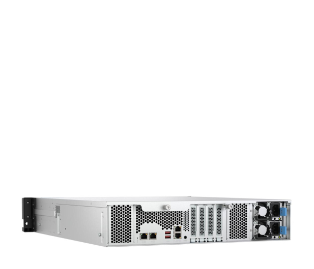 QNAP TS-h1277AXU-RP-R7-32G - 1299658 - zdjęcie 9